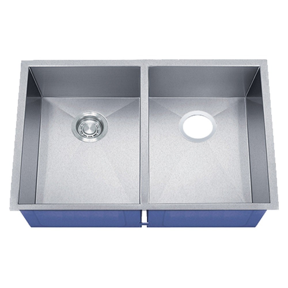 Vantera 32 x 18 in. Undermount 50/50 Double Bowl Kitchen Sink