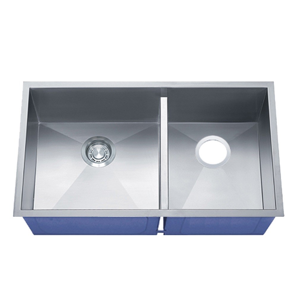 Vantera 32 x 18 in. Undermount 60/40 Double Bowl Sink with Low Divide