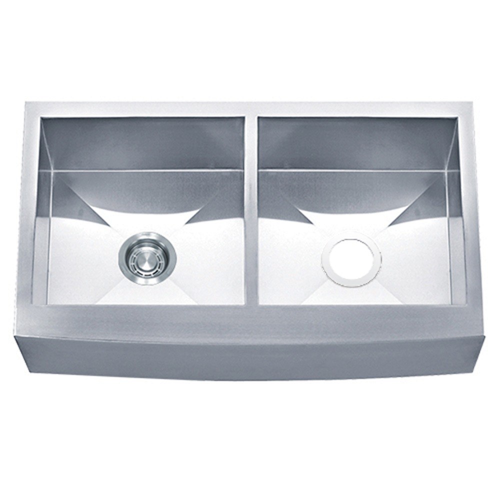 Vantera 33 x 20 in. Apron-Front 50/50 Double Bowl Kitchen Sink